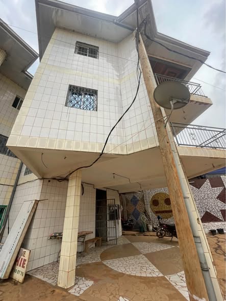 Espace commercial à louer à Yaoundé
