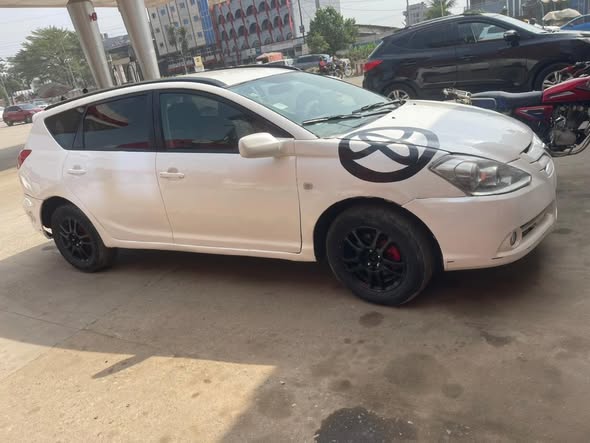 Toyota Runx Verso à vendre