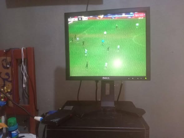 Moniteur et cartes TV à vendre