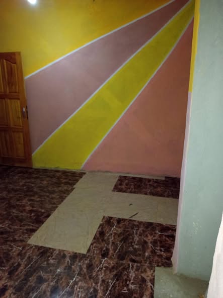 Chambre moderne à Nkoabang