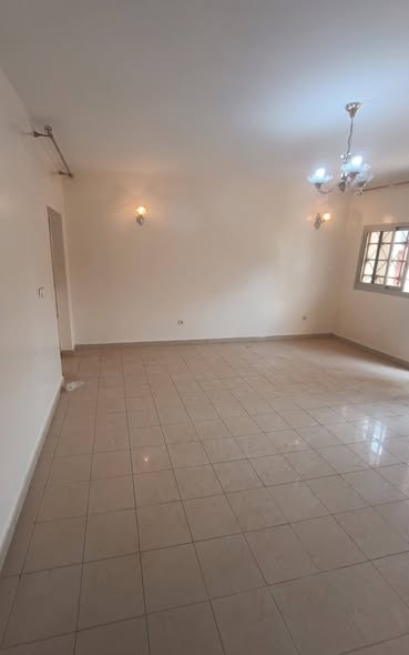 Appartement 3 chambres à louer à Obobogo