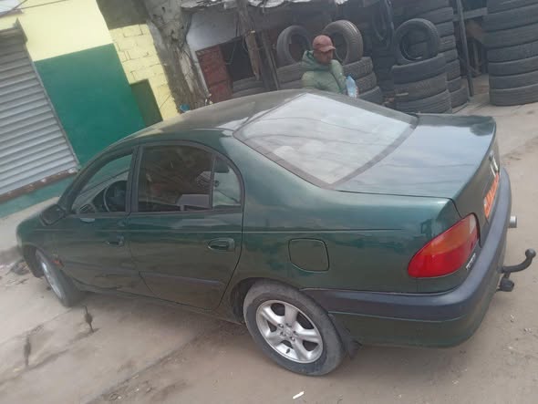 Voiture à vendre, moteur diesel