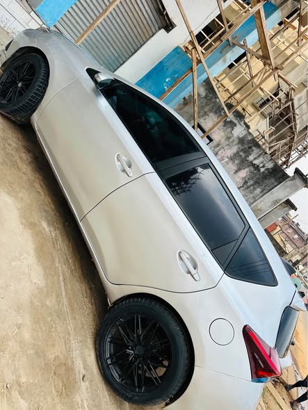 TOYOTA AURIS 2018 à vendre