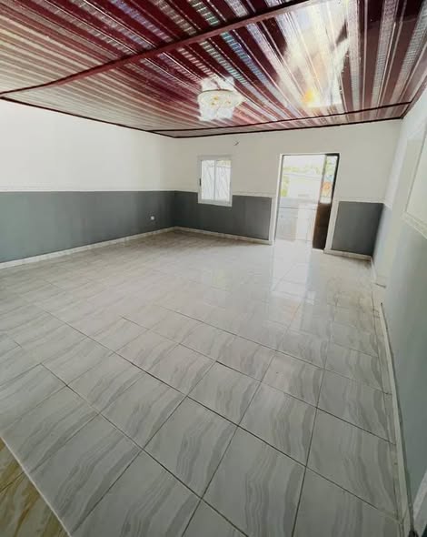 Maison neuve à vendre à Nkolndom
