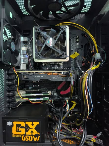 Unité centrale Gaming Core i7 4ème & NVIDIA GTX 970