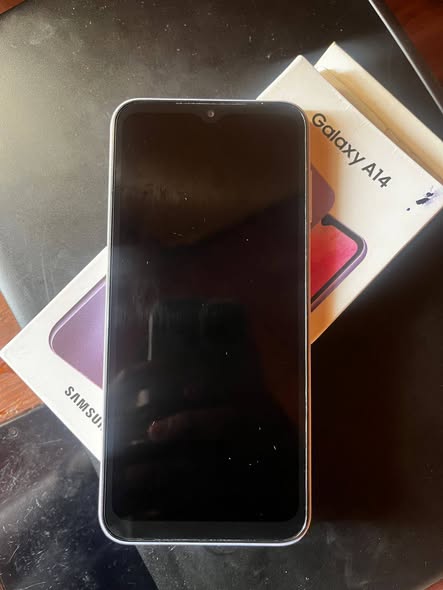 Samsung A14 128/6gb Sans fissures