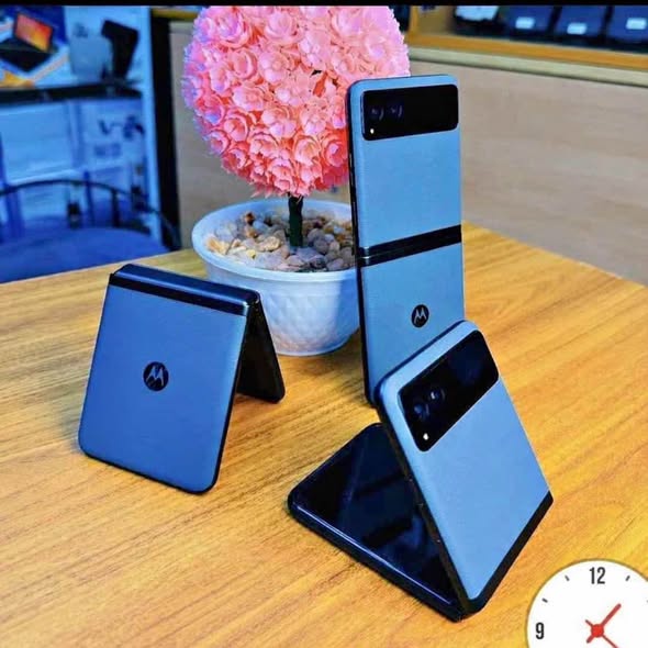 Motorola fliP 2023 à vendre