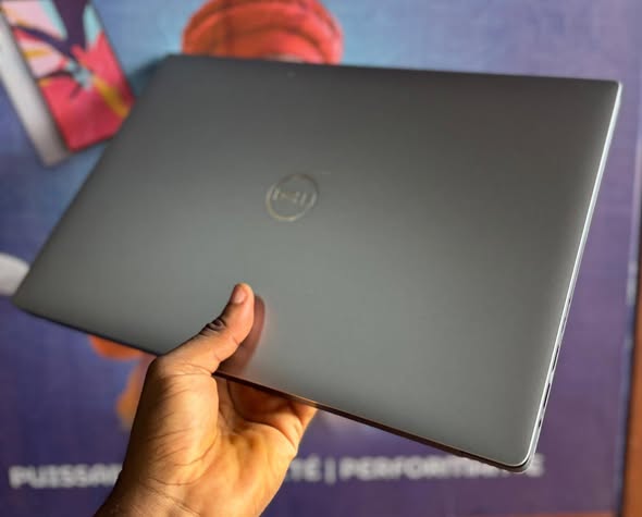 DELL PRECISION 5540 – XPS STYLE