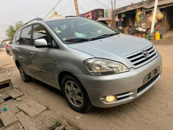 Toyota Avensis Verso 2006 à vendre