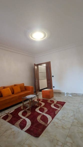 Superbe studio moderne à louer à Douala Nkolbong