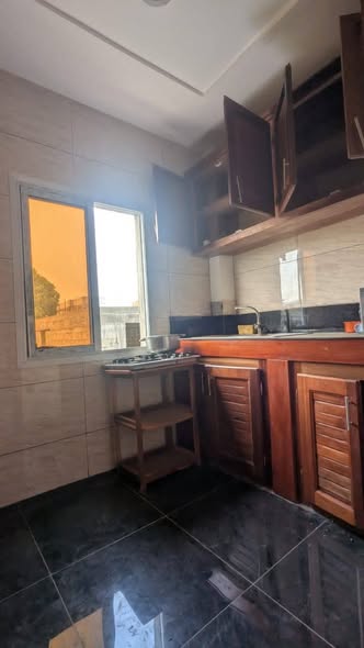 Superbe studio moderne à louer à Douala Nkolbong
