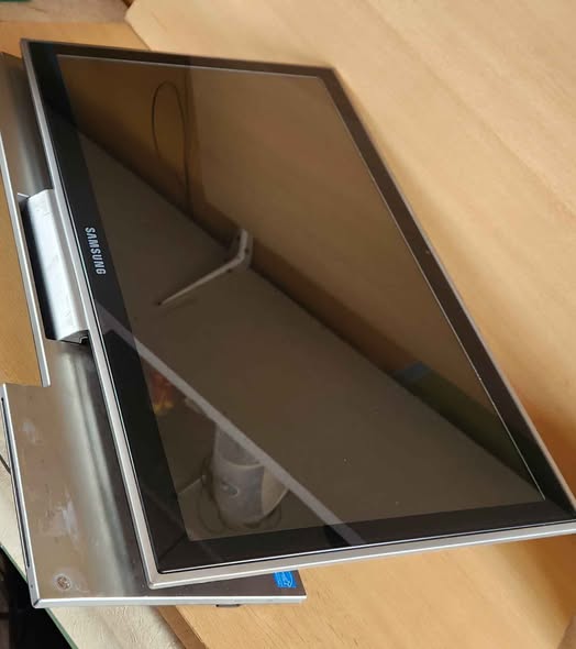 Ordinateur Samsung tout en 1