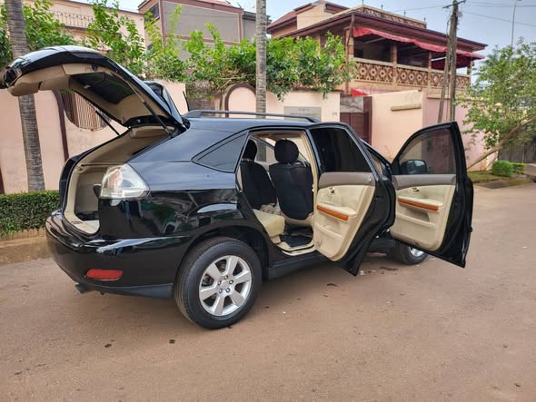Lexus 2008 automatique à vendre