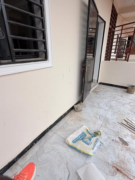 Studio moderne à louer à Yaoundé Nkolfulou