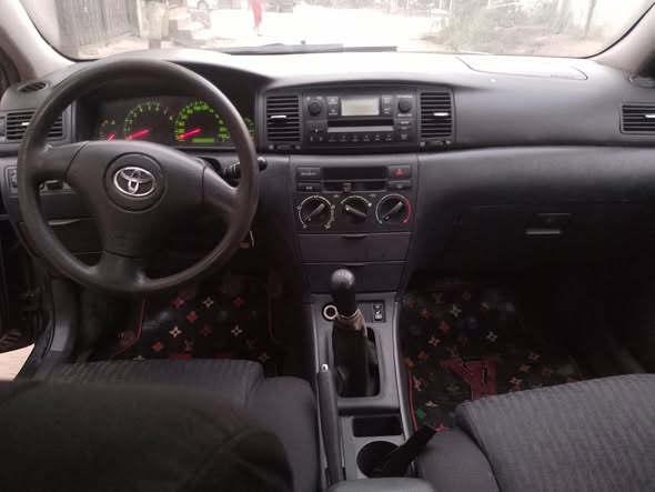 Toyota Corolla 115 Année 2004 Manuel