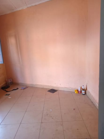 Chambre moderne à louer à Bafoussam