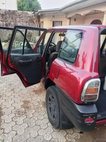Toyota RAV4 99 à vendre