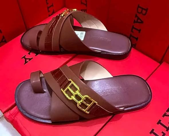 Sandales à vendre