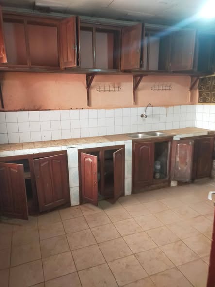 Villa à louer à Bafoussam