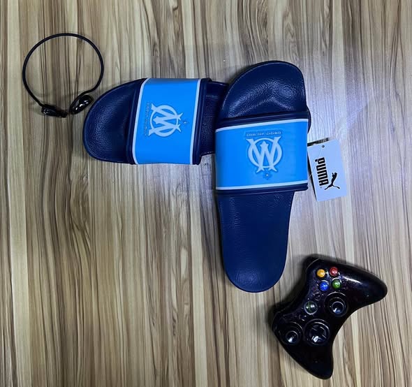 Babouches sport disponible