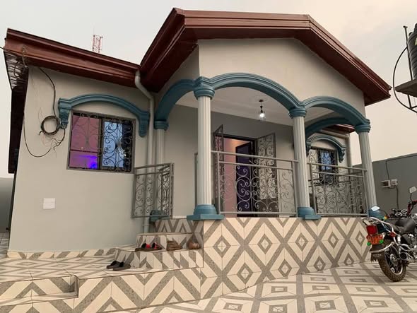 Villa spacieuse nouvellement construite à vendre