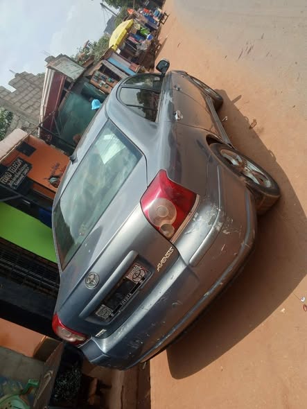 Toyota Avensis à vendre