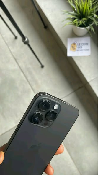 IPhone 14 Pro Max 128g à vendre