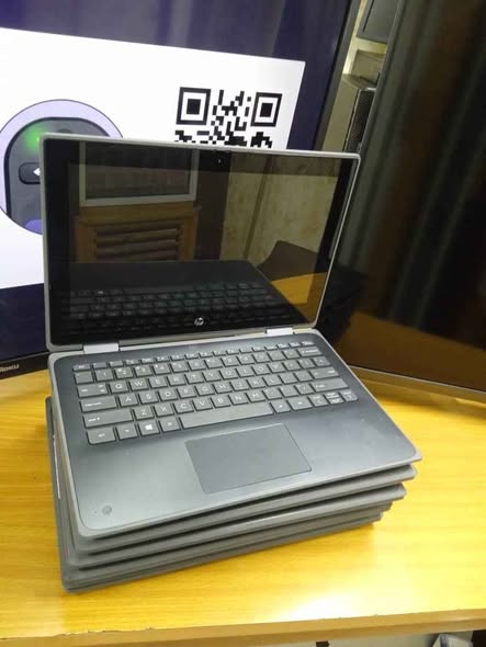 Vente d'ordinateur portable HP x360 g5 ee