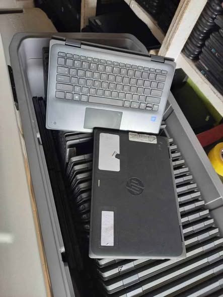 Vente d'ordinateur portable HP x360 g5 ee