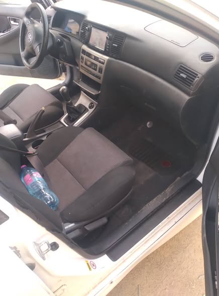 Voiture Toyota climatisée à vendre