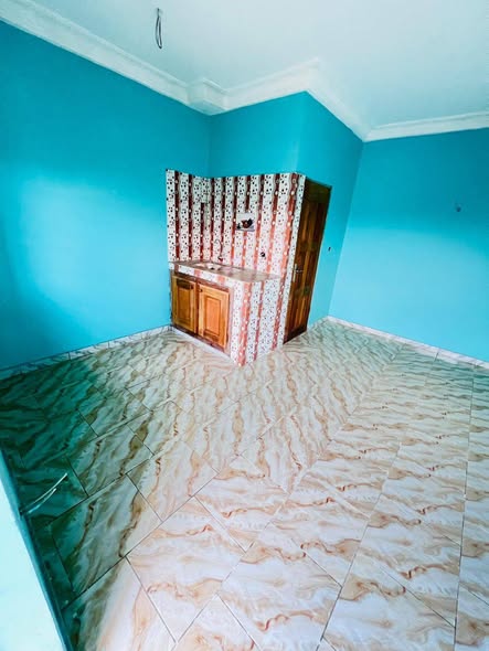 Chambres modernes à louer à Nkozoa, Yaoundé