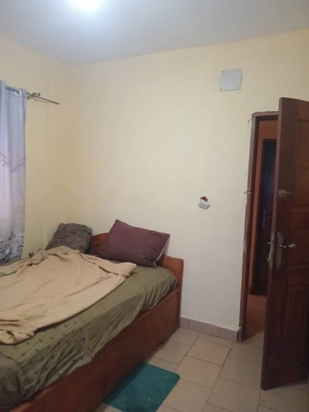 Chambre moderne à louer à Bafoussam