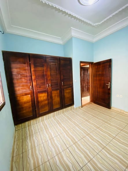 Appartement moderne à louer à Awae