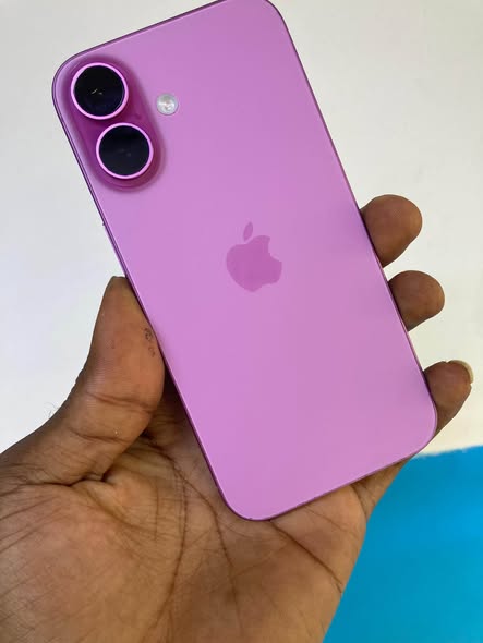 À VENDRE : iPhone 16 LL/A