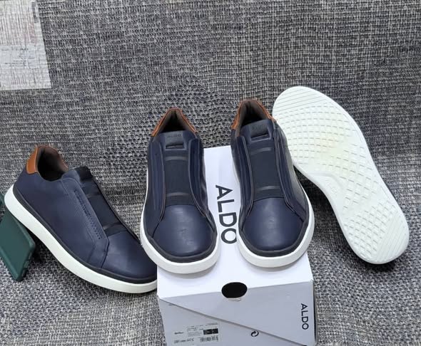 Chaussures en vente avec livraison gratuite