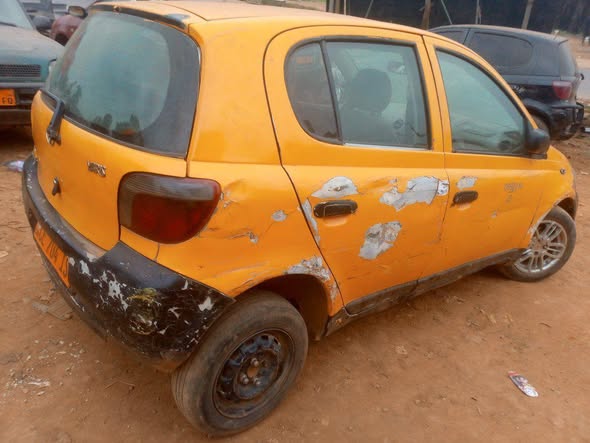 Toyota Yaris à vendre à Yaoundé