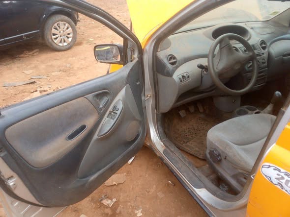 Toyota Yaris à vendre à Yaoundé