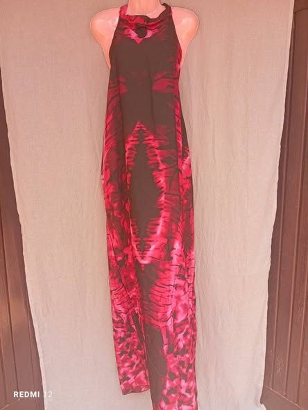 3 robes dos nu à vendre