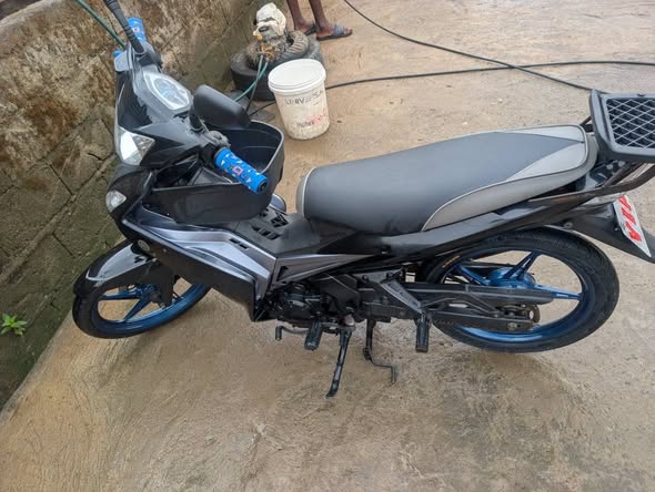 Moto Yamaha scooter 135 Occasion