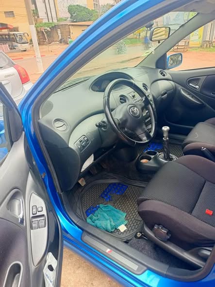 Yaris TS SPORT 2005 à vendre