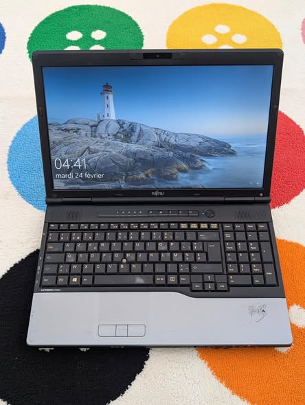 Laptop propre core i5 2.60ghz