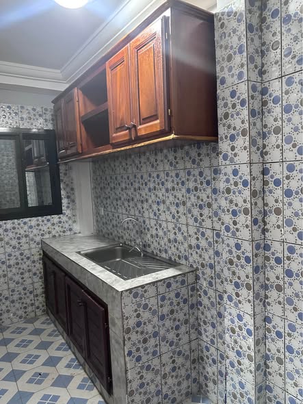 Studio moderne à louer à Simbock, Yaoundé