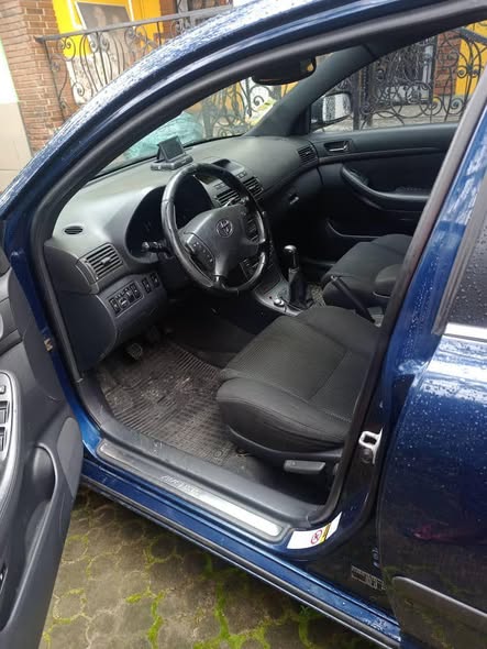 Toyota Avensis à vendre