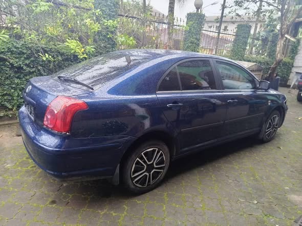 Toyota Avensis à vendre