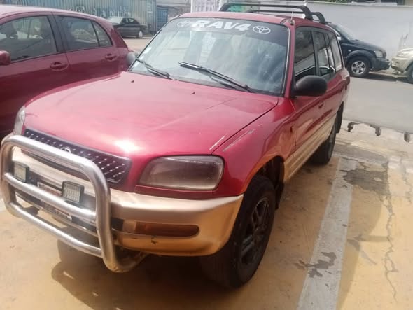 Toyota Rav4 année 2000 à vendre