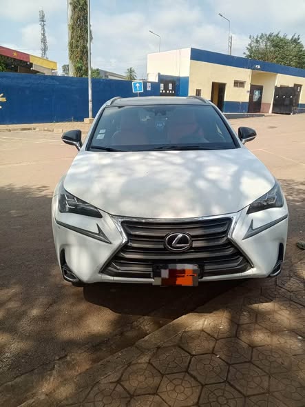 Lexus NX 200 à vendre