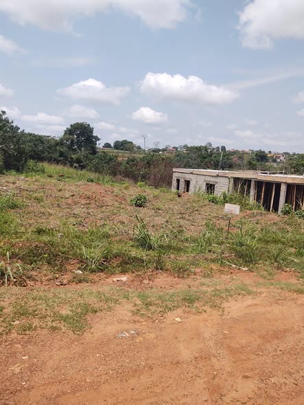 Parcelle de terre à vendre à Yaoundé Odza