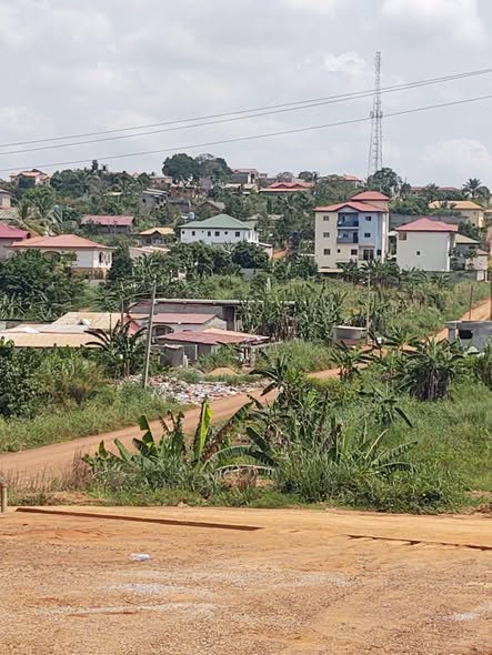 Parcelle de terre à vendre à Yaoundé Odza