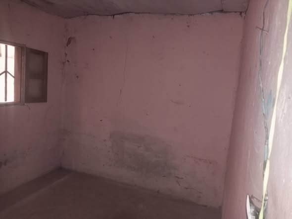 Studio disponible à Gabon bar