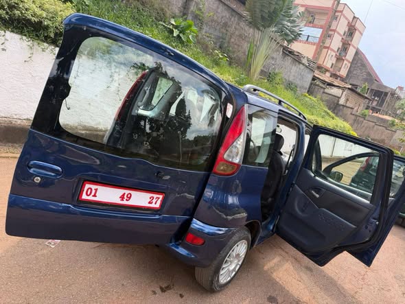 Yaris verso 2005 à vendre